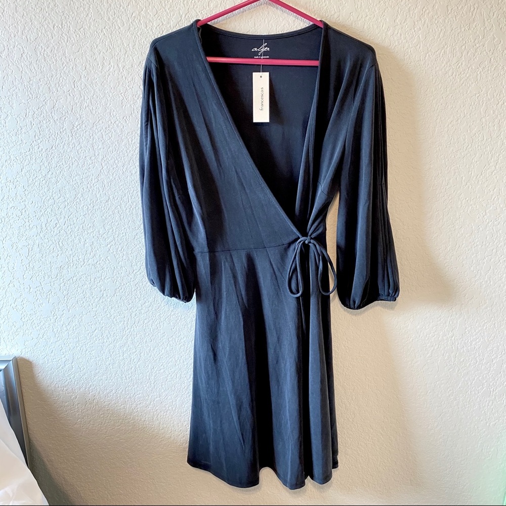 NWT Francesca’s Slate Black V Neck Wrap Dress